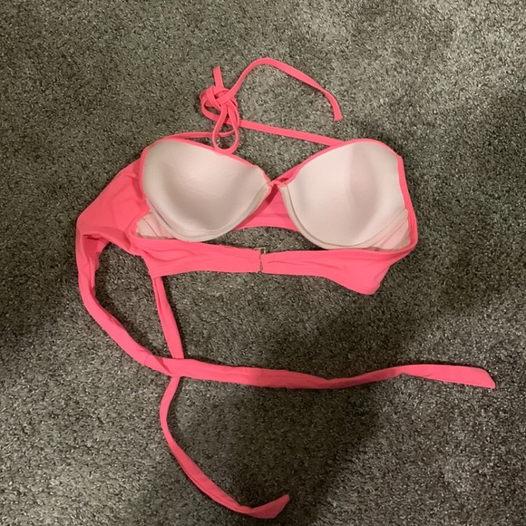 VICTORIA SECRET swim top size 34C - Picture 4 of 4